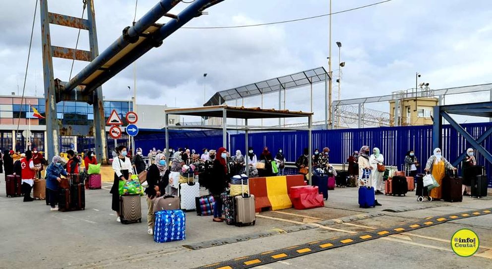 Pasillo humanitario para el regreso a Marruecos de las trabajadoras transfronterizas, bloqueadas en Ceuta