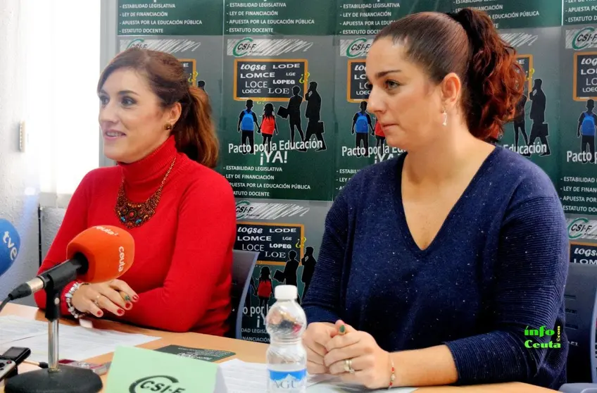 Luis Alvariñas I La presidenta del Sector de Enseñanza Estefanía Lara y la responsable de Primaria Lola Cuadra del CSIF