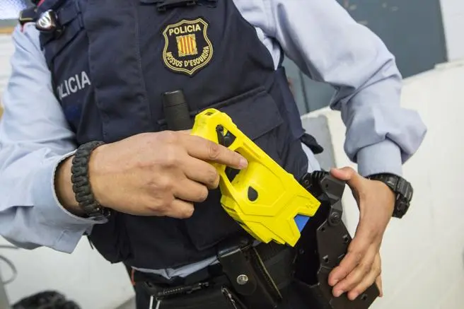 mossos_taser_1