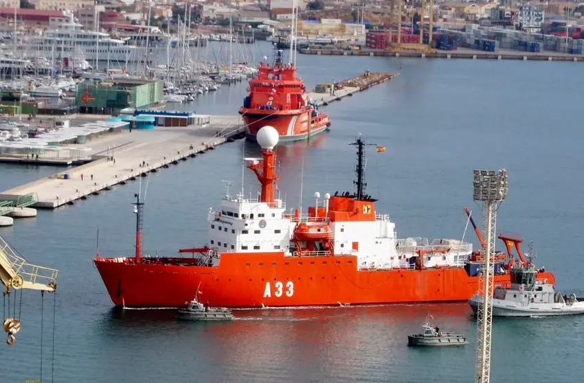sigerico reydegodos I Buque Oceanografico Hesperides entrando al puerto de Cartagena