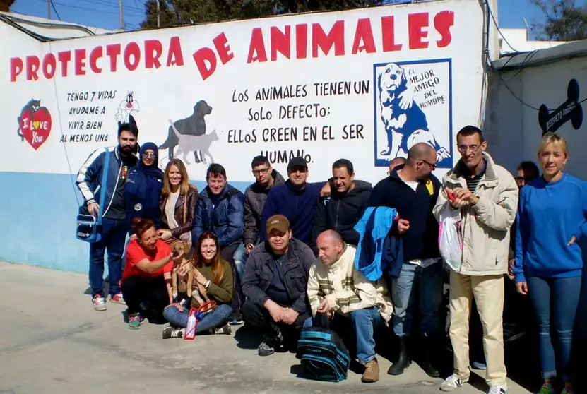 Visita de Pena inclusión a la Protectora