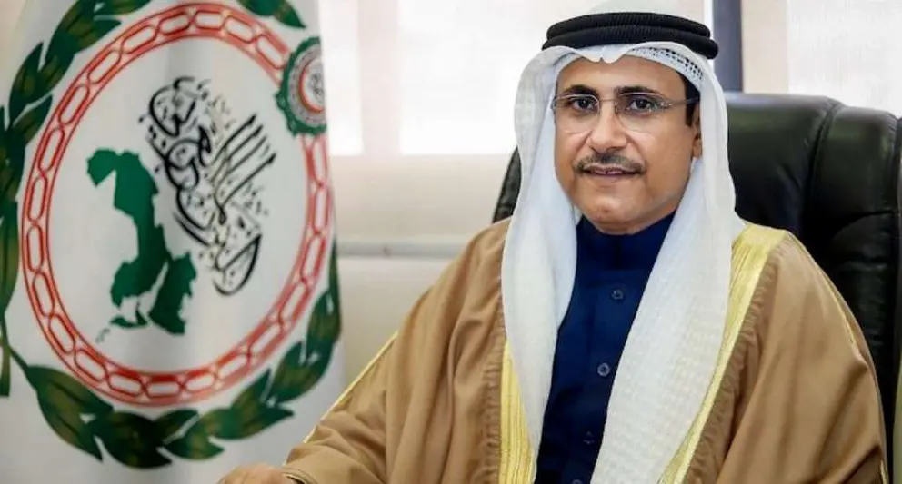 Presidente del Parlamento Árabe, Adel Bin Abdul Rahman Al-Asoomi