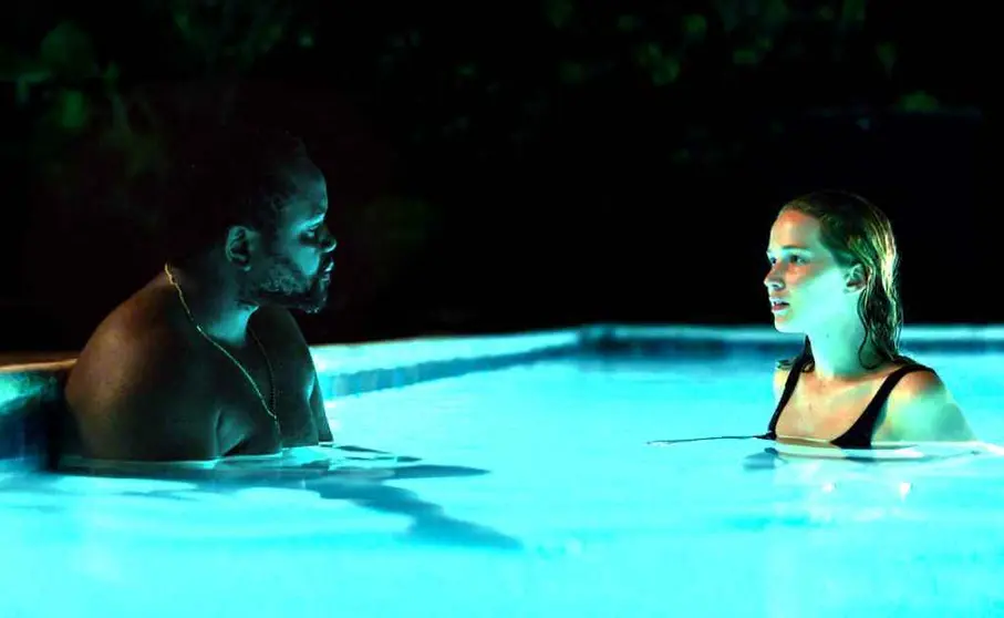 Brian Tyree Henry y Jennifer Lawrence en una escena de Resurgir de Neugebauer.