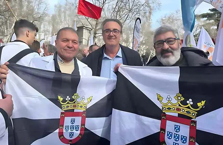 El presidente de COMCE, Enrique Roviralta; secretario general de CEMS, V&iacute;ctor Pedrera y el secretario general del SMC, Abdelghani El Amrani El Marini.