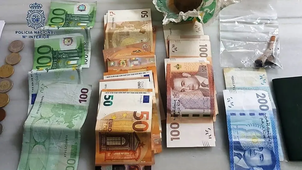 thumbnail_dinero y droga intervenidos
