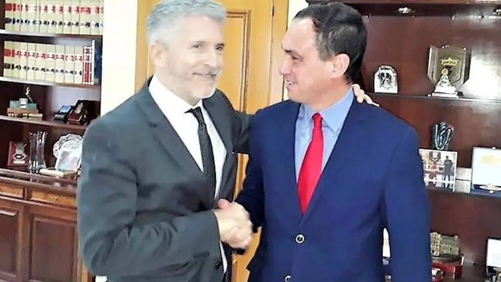 52608880_10216673669846969_6189921353919889408_n - copia
