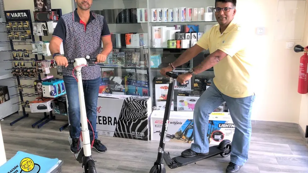thumbnail_FOTO FIRMA KAREENA ELECTRONICS