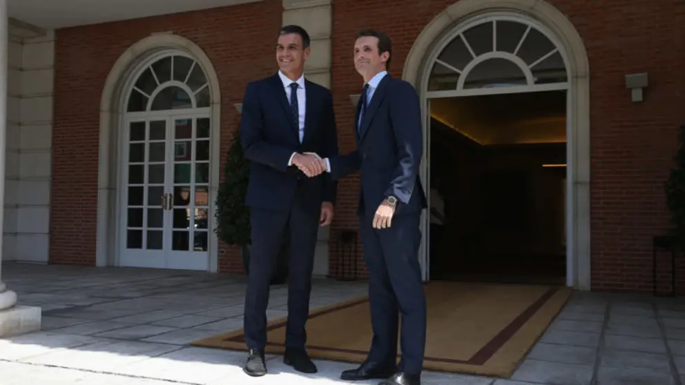 pedro-sánchez-pablo-casado-moncloa