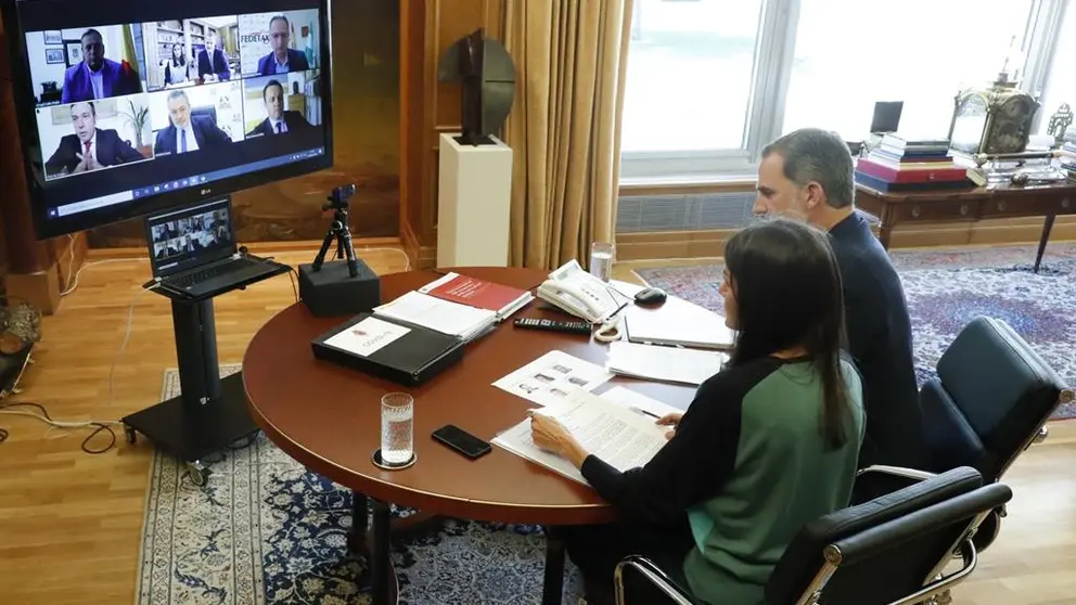 reyes_videoconferencia_taxi_20200610_03