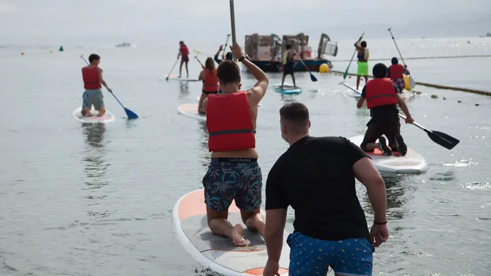 kayak-16