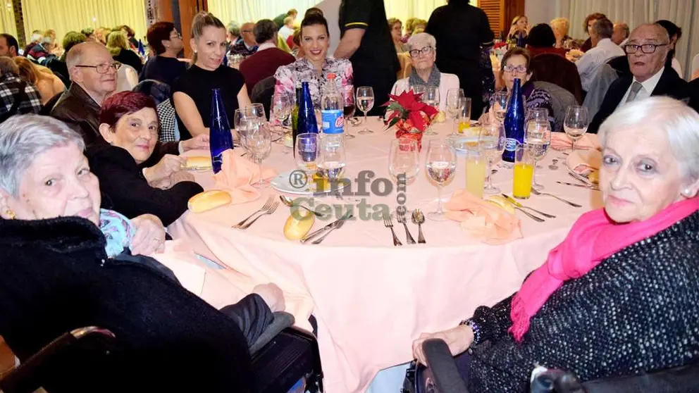 Cena de mayores  Fundaci&oacute;n Ger&oacute;n