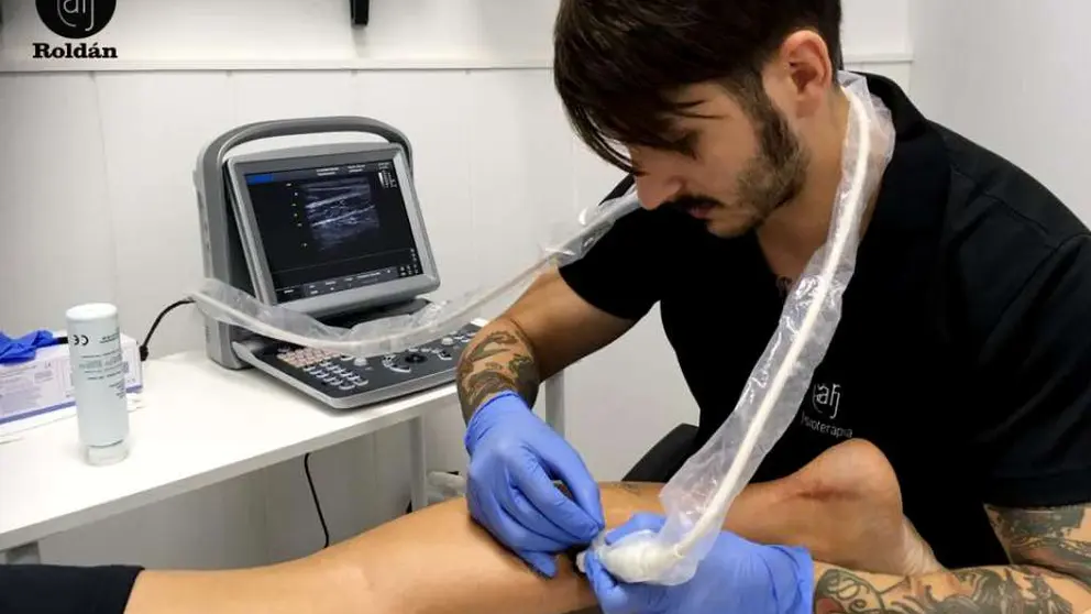 Fisioterapeuta Alfonso Rold&aacute;n