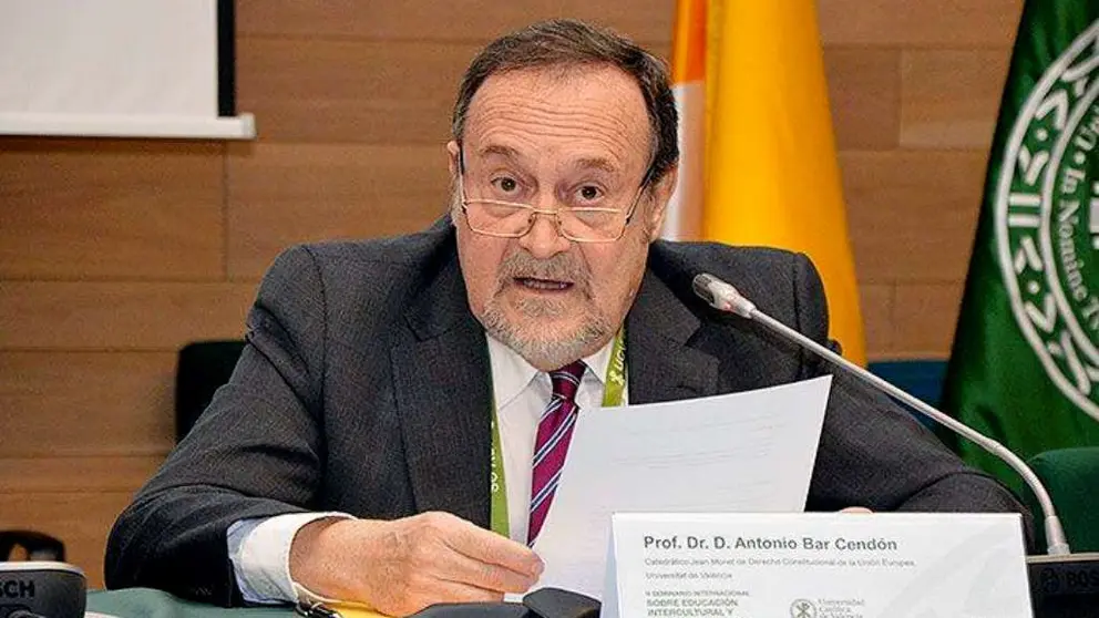@UCV_svm