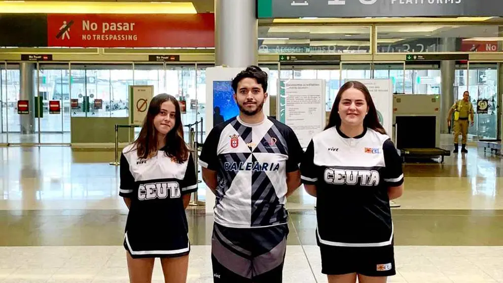 Mercedes G&oacute;mez, Jes&uacute;s Camacho y Noa Mur.