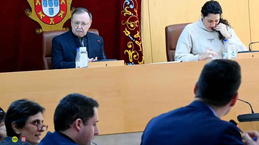 Juan Vivas atendiendo la petici&oacute;n de Vox a trav&eacute;s del portavoz, Carlos Verdejo