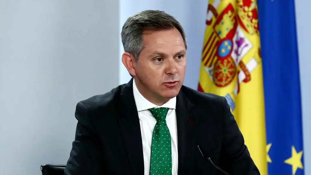 Ministro de Sanidad Jos&eacute; Mi&ntilde;ones I Fernando Calvo