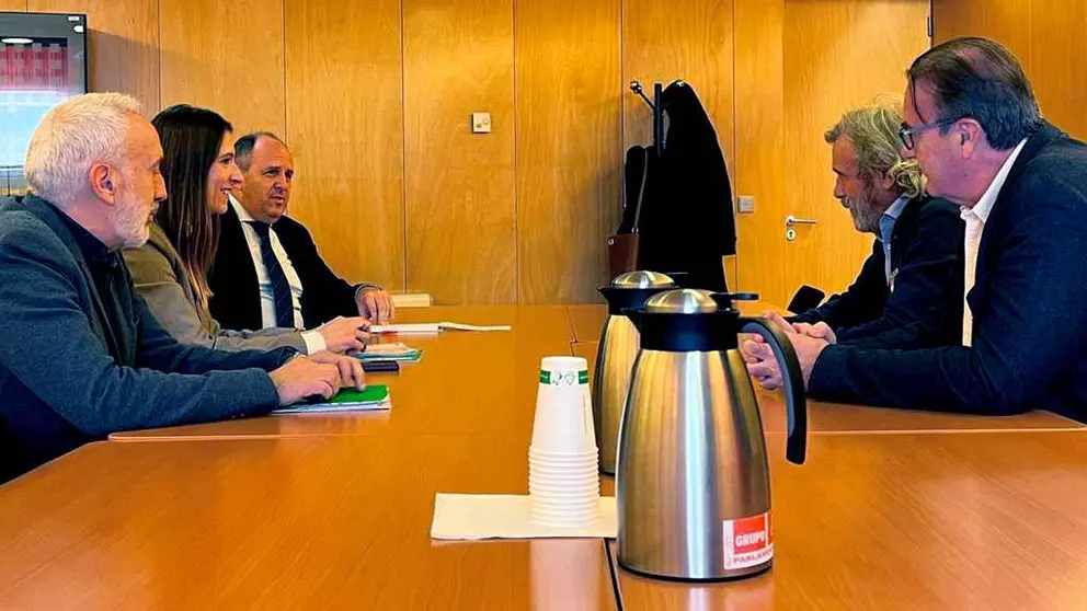 Reuni&oacute;n con el PSOE