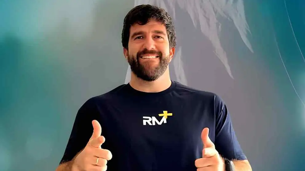Tom&aacute;s Parra