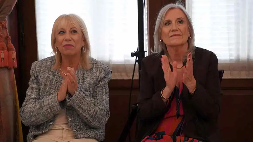 Mar&iacute;a Isabel Gouj&oacute;n y Mar&iacute;a Dolores Jerez.