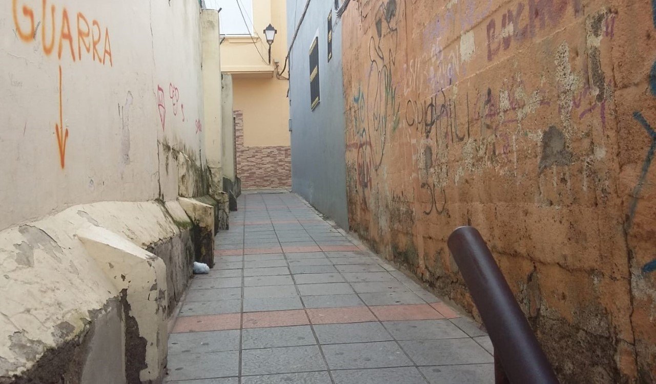 thumbnail_Callejón