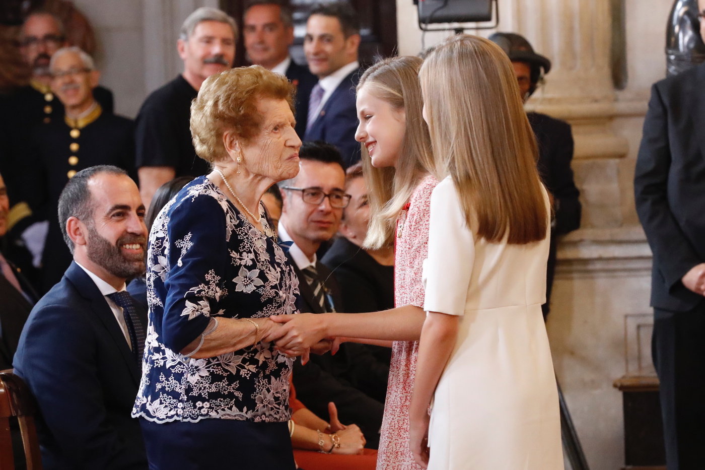 rey_condecoraciones_merito_civil_proclamacion_20190619_12