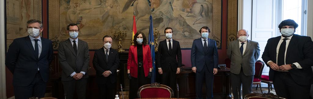 Fotos Pablo Casado en la reunión con Presidentes Autonómicos en el Senado