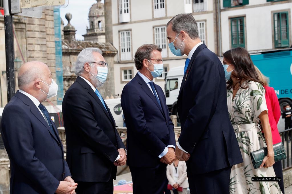 reyes_galicia_ofrenda_santiago_20200725_01