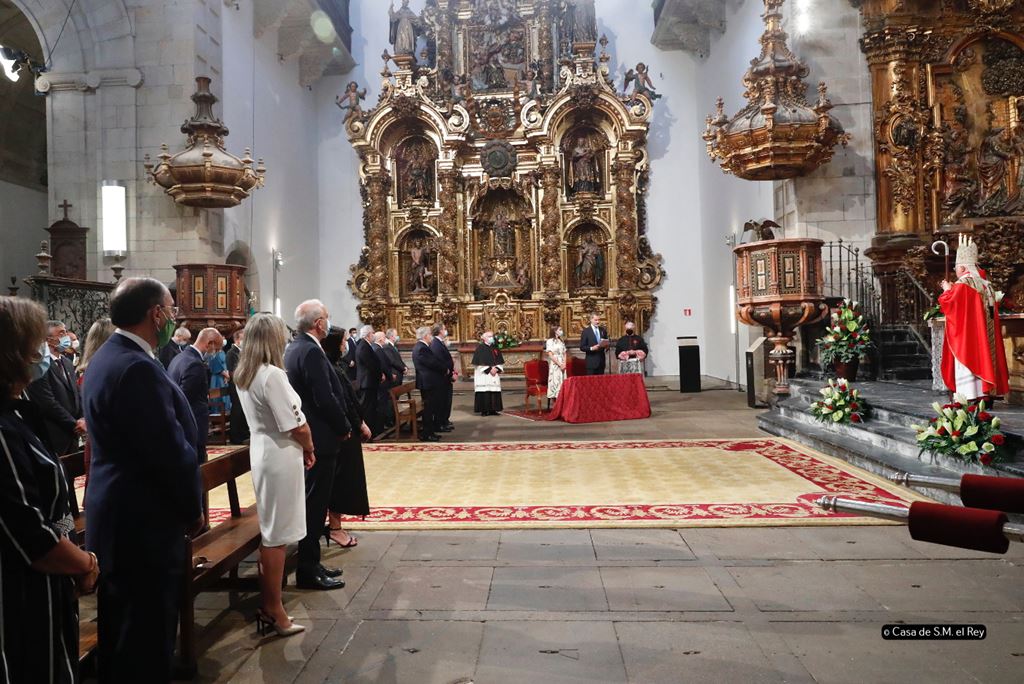 reyes_galicia_ofrenda_santiago_20200725_08