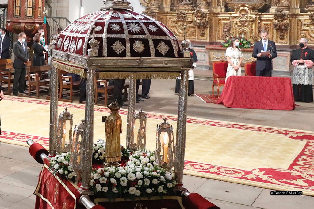 reyes_galicia_ofrenda_santiago_20200725_10
