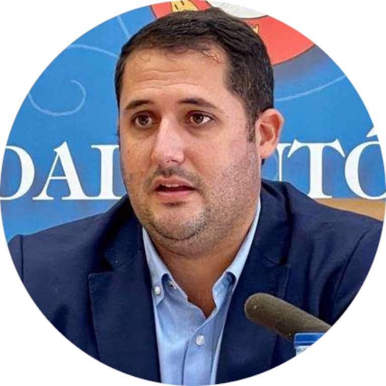 Alejandro Ramírez