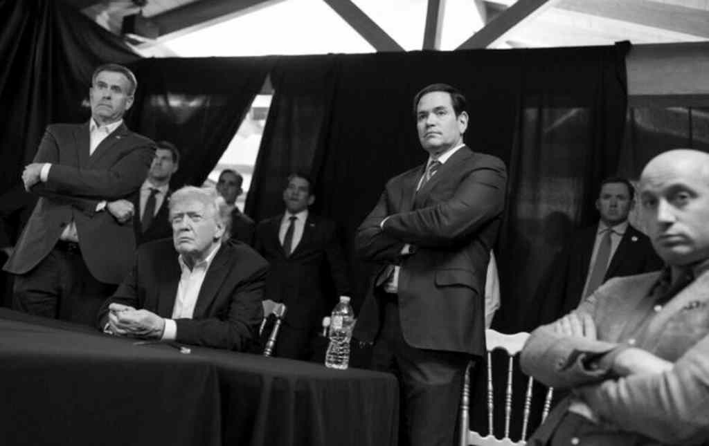 Foto proporcionada desde sus redes por Donald Trump, en el momento que se llevo a cabo la operación militar.
