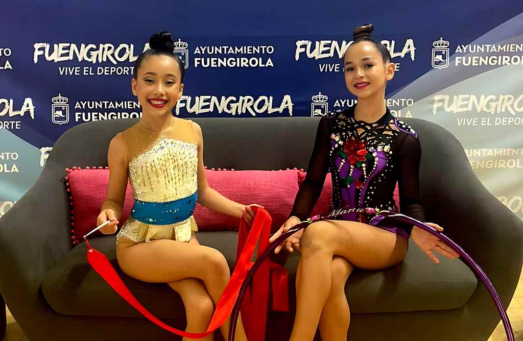 Zaira Abselam y María Oulad-Brahim del equipo infantil.